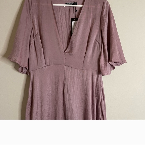 Nasty Gal “ Give It A Whirl Plunging Dress” - Picture 9 of 10